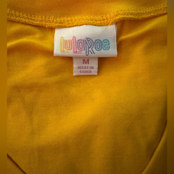 Lularoe Tee - Picture 2 of 2